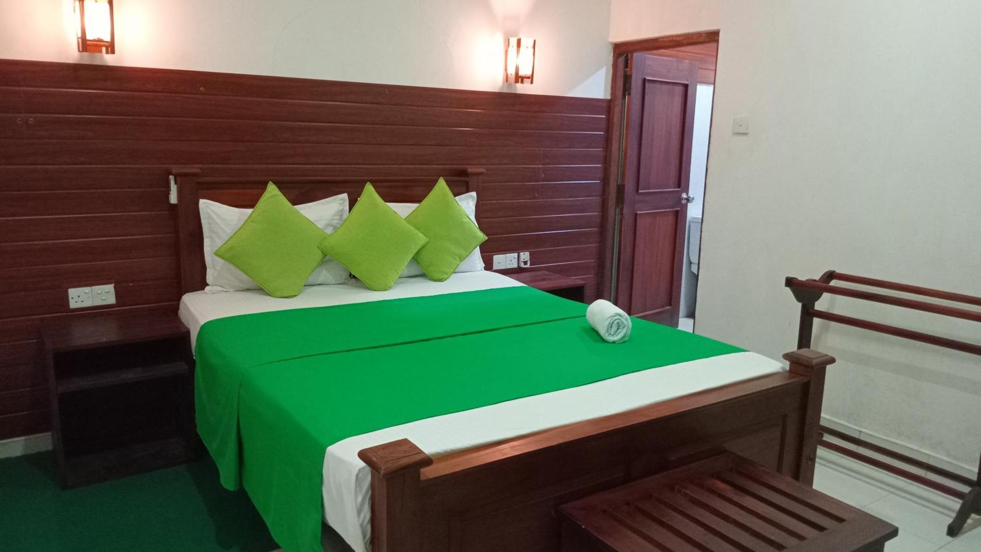 Habarana Dulwan Guest House Kültér fotó